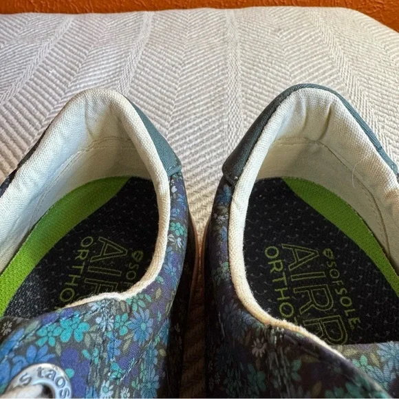 Taos Footwear Blue Floral Sneakers - Picture 7 of 11